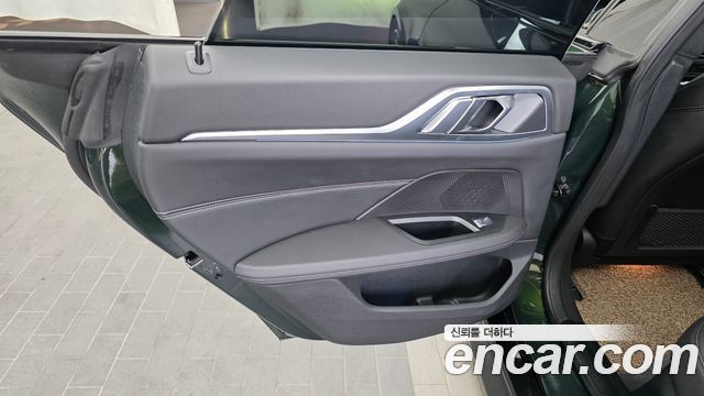 BMW i4 eDrive40 M Sports 2022 — фото 25