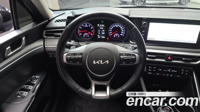 Kia K5 (III) 2.0 Prestige 2022 — фото 16