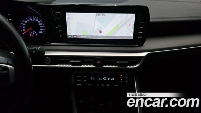 Kia K5 (III) 2.0 Prestige 2022 — фото 24