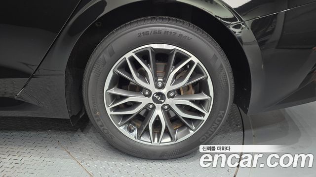 Kia K5 (III) 2.0 Prestige 2022 — фото 27