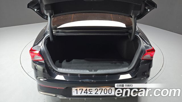 Kia K5 (III) 2.0 Prestige 2022 — фото 35