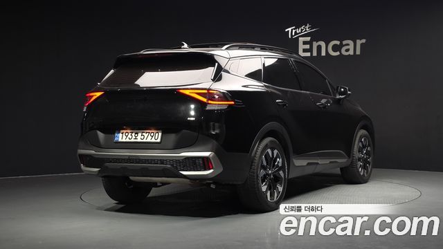 Kia Sportage (V) Gasoline 1.6 Turbo 4WD Nobleless Gravity 2023 — фото 2