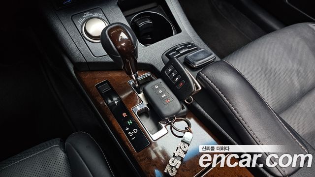 Lexus ES350 Executive XV60 2015 — фото 9