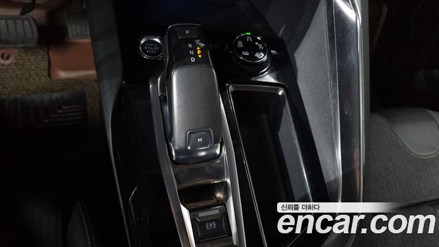 Peugeot 5008 (II) 1.5 BlueHDi GT Line 2020 — фото 9