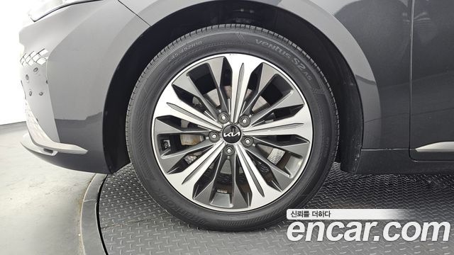 Kia K8 Hybrid Noblesse 2022 — фото 5