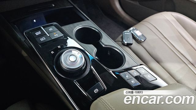 Kia K8 Hybrid Noblesse 2022 — фото 9