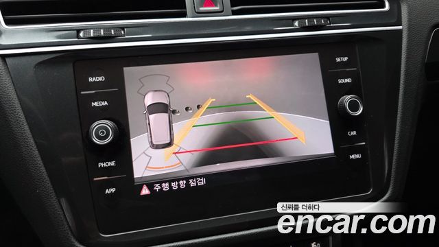 Volkswagen Tiguan (II) 2.0 TDI Premium 2018 — фото 15