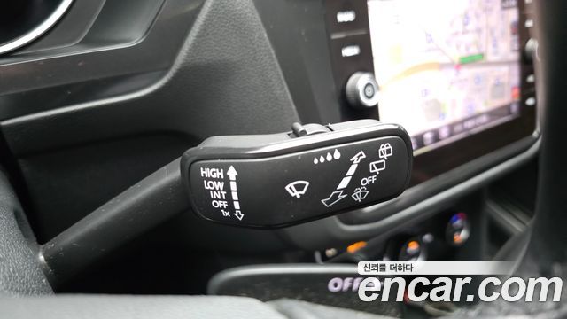 Volkswagen Tiguan (II) 2.0 TDI Premium 2018 — фото 28