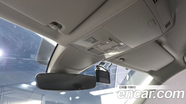 Volkswagen Tiguan (II) 2.0 TDI Premium 2018 — фото 32
