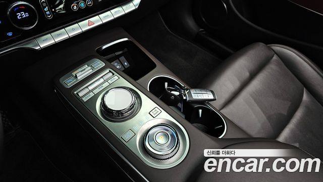 Genesis GV70 2.5T Gasoline AWD 2023 — фото 9