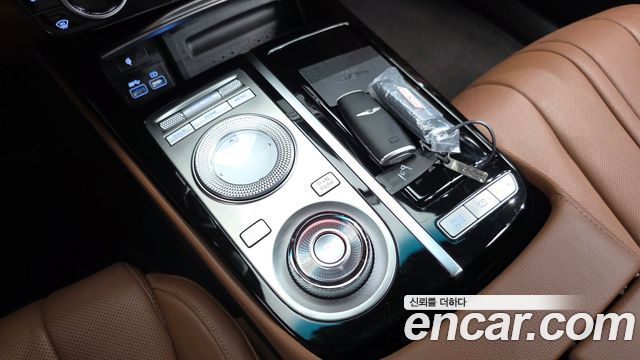 Genesis G80 (RG3) Gasoline 2.5 Turbo AWD 2022 — фото 9
