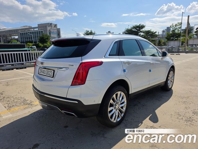 Cadillac XT5 3.6 Platinum 2019 — фото 7