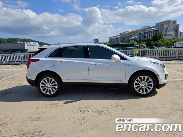Cadillac XT5 3.6 Platinum 2019 — фото 8