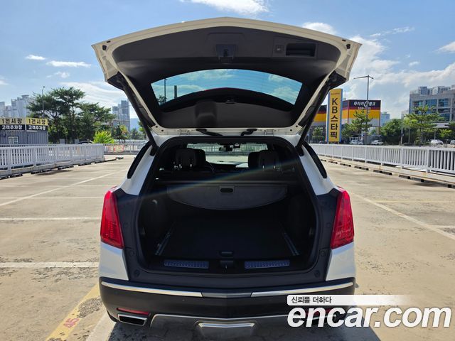 Cadillac XT5 3.6 Platinum 2019 — фото 15