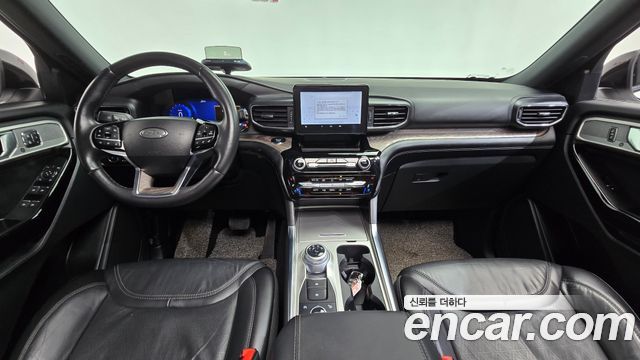 Ford Explorer (VI) 3.0 Platinum 4WD 2022 — фото 7