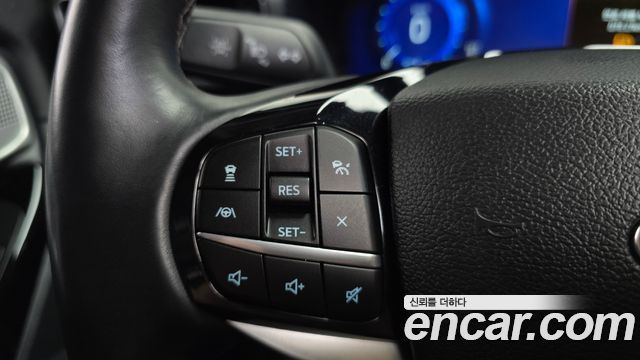 Ford Explorer (VI) 3.0 Platinum 4WD 2022 — фото 19