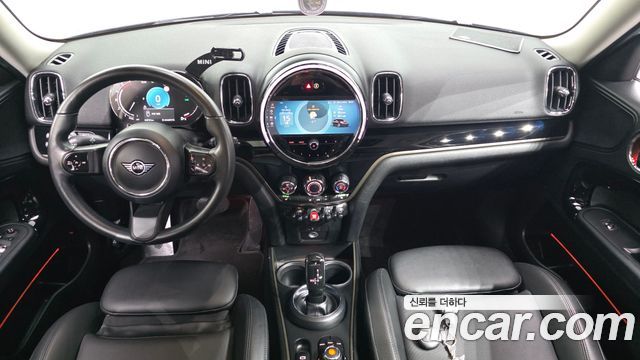 MINI Cooper D Countryman ALL4 Classic 2nd 2022 — фото 7