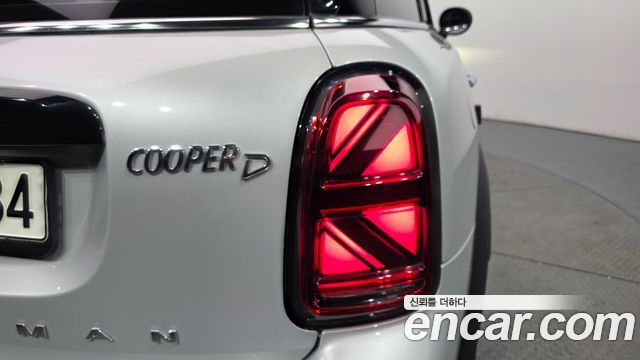 MINI Cooper D Countryman ALL4 Classic 2nd 2022 — фото 23