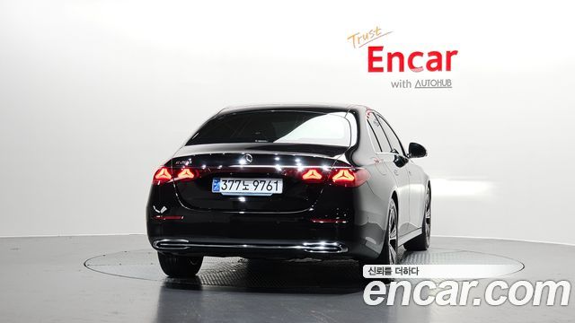 Mercedes-Benz E-Class (W214) E200 Avantgarde Limited 2025 — фото 4