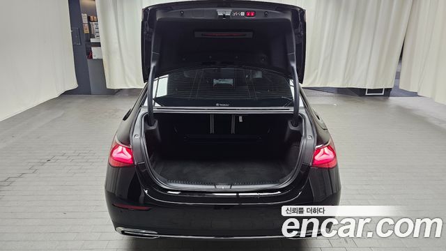 Mercedes-Benz E-Class (W214) E200 Avantgarde Limited 2025 — фото 16