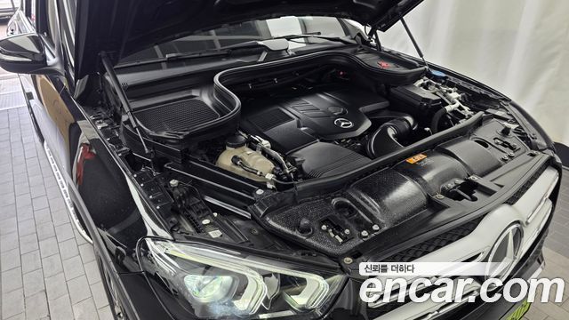 Mercedes-Benz GLE-Class (W167) GLE300d 4MATIC 2020 — фото 6