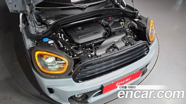 MINI Cooper Countryman Untamed Edition 2nd Gen 2023 — фото 6