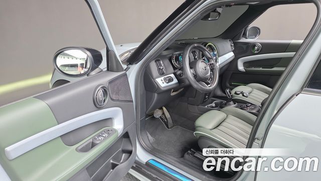 MINI Cooper Countryman Untamed Edition 2nd Gen 2023 — фото 17