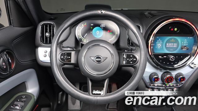 MINI Cooper Countryman Untamed Edition 2nd Gen 2023 — фото 18