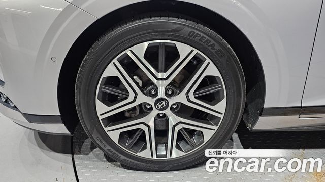 Hyundai Grandeur (GN7) 2,5 Gasoline 2WD Exclusive 2023 — фото 5
