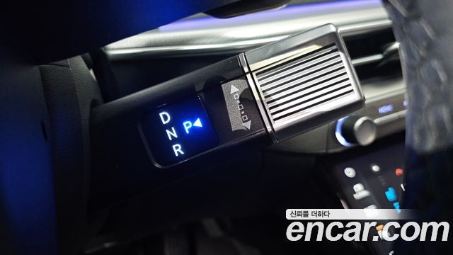 Hyundai Grandeur (GN7) 2,5 Gasoline 2WD Exclusive 2023 — фото 9