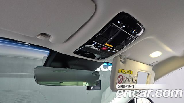 Hyundai Grandeur (GN7) 2,5 Gasoline 2WD Exclusive 2023 — фото 18