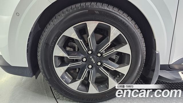 Kia Carnival (IV) Diesel 7-Seater Signature 2023 — фото 5