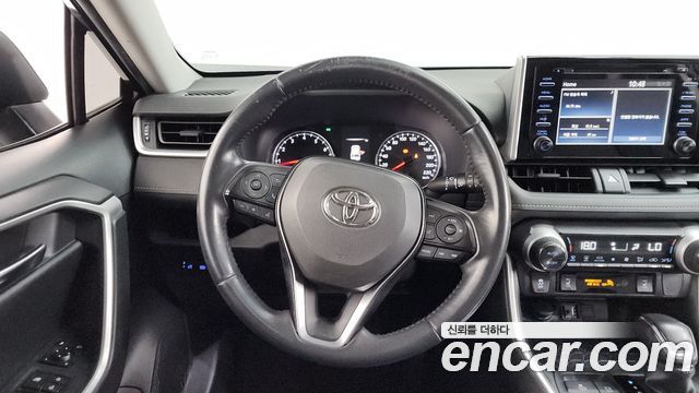 Toyota RAV4 (V) 2.5 2WD 2019 — фото 17