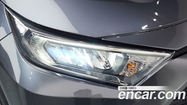 Toyota RAV4 (V) 2.5 2WD 2019 — фото 28
