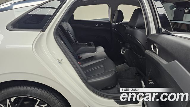 Kia K5 (III) 2.0 Prestige 2025 — фото 15
