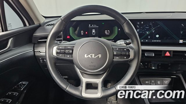 Kia K5 (III) 2.0 Prestige 2025 — фото 17