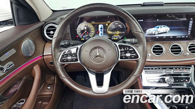 Mercedes-Benz E-Class (W213) E300 4MATIC Exclusive 2019 — фото 12