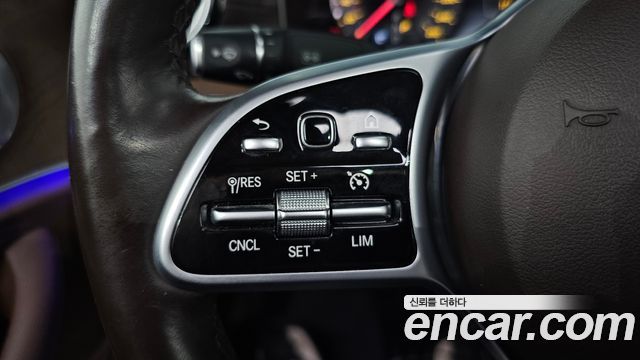 Mercedes-Benz E-Class (W213) E300 4MATIC Exclusive 2019 — фото 15