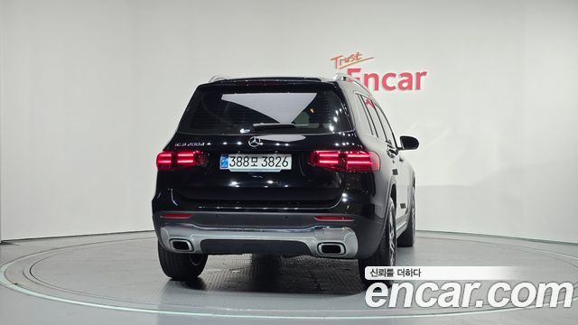 Mercedes-Benz GLB-Class (X247) GLB200 d 2024 — фото 4