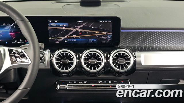 Mercedes-Benz GLB-Class (X247) GLB200 d 2024 — фото 14