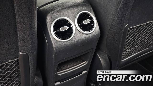 Mercedes-Benz GLB-Class (X247) GLB200 d 2024 — фото 18