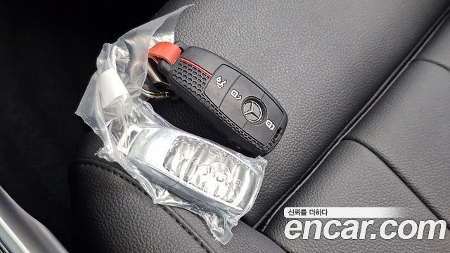 Mercedes-Benz GLB-Class (X247) GLB200 d 2024 — фото 26