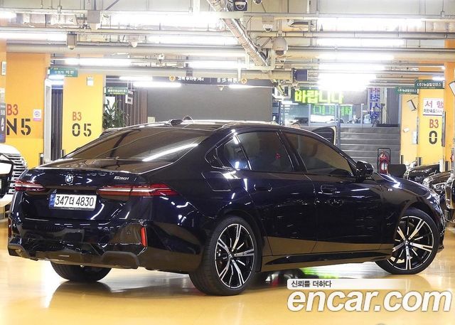 BMW 5 Series (G60) 530i xDrive M Sport 2024 — фото 2