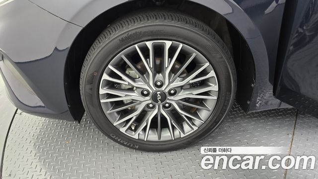 Kia K3 (II) 1.6 Prestige 2022 — фото 5