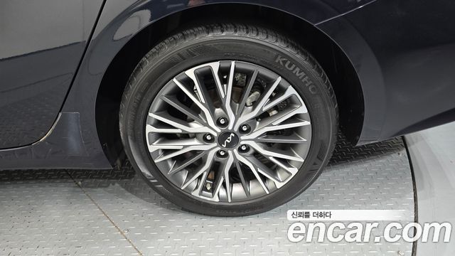 Kia K3 (II) 1.6 Prestige 2022 — фото 21