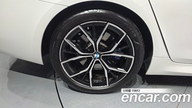 BMW 5 Series (G30) 530i M Sport Package 2023 — фото 5