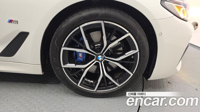 BMW 5 Series (G30) 530i M Sport Package 2023 — фото 21