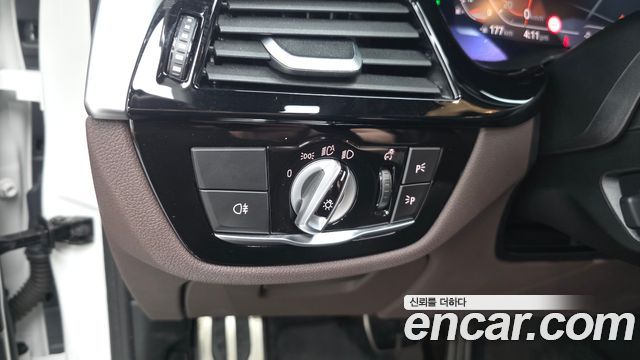 BMW 5 Series (G30) 530i M Sport Package 2023 — фото 27