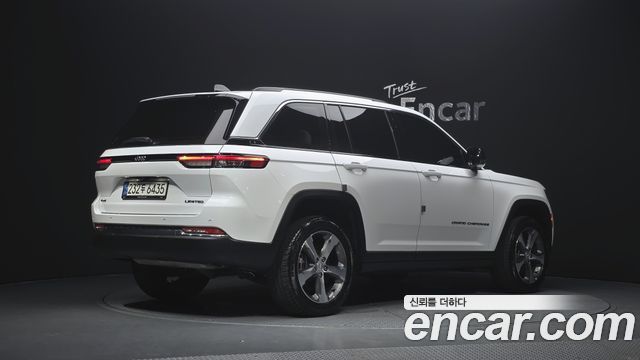 Jeep Grand Cherokee (WL) 3.6 Limited 2023 — фото 2