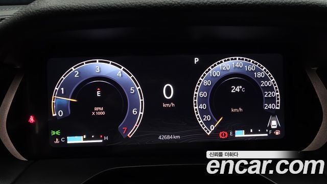 Jeep Grand Cherokee (WL) 3.6 Limited 2023 — фото 8